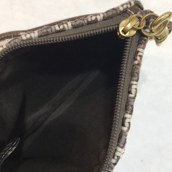 Coach Wool and Leather Wristlet Bag ( F9) - Picture 6 of 8